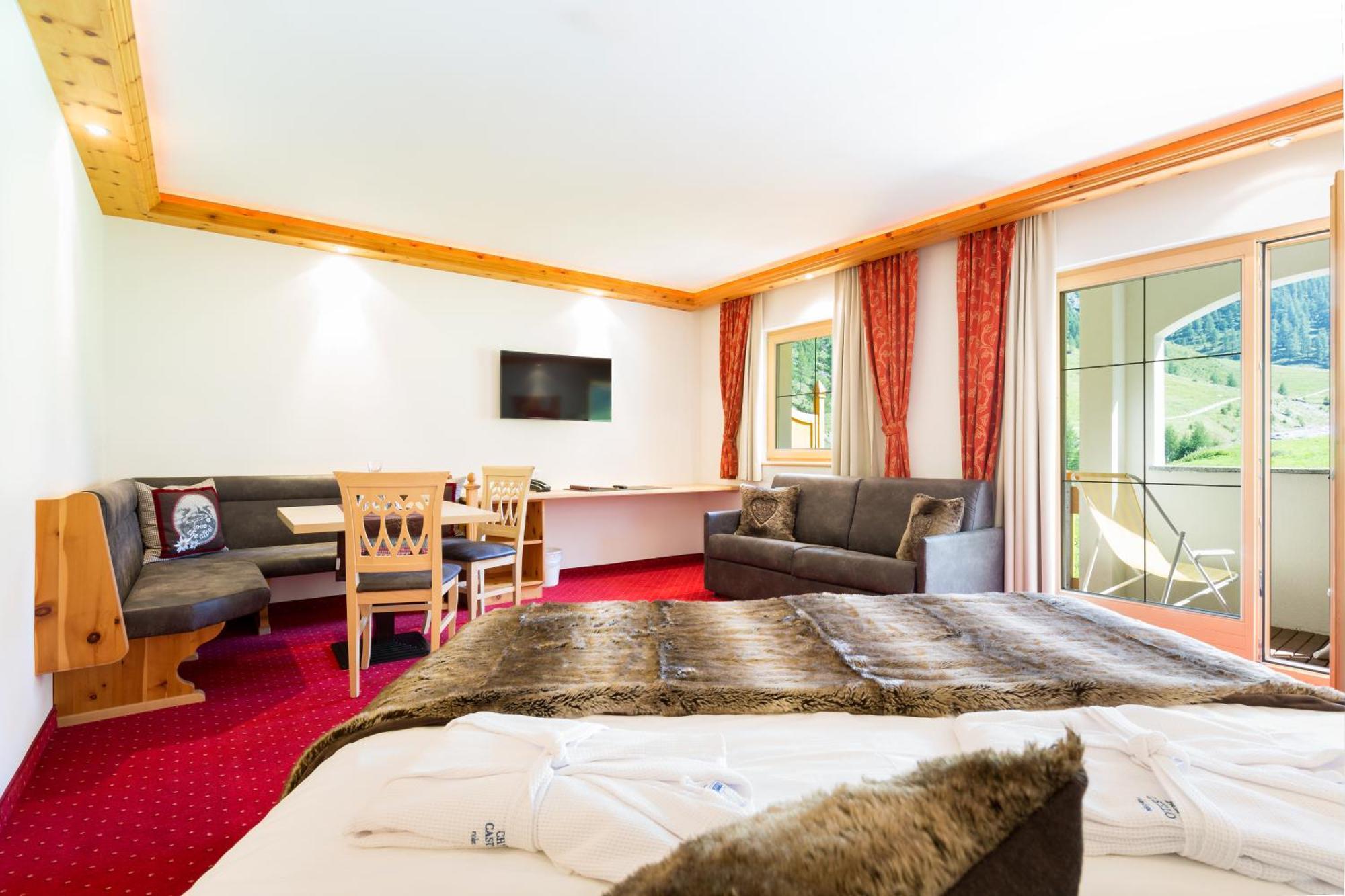 Chasa Castello Relax & Spa Samnaun Phòng bức ảnh